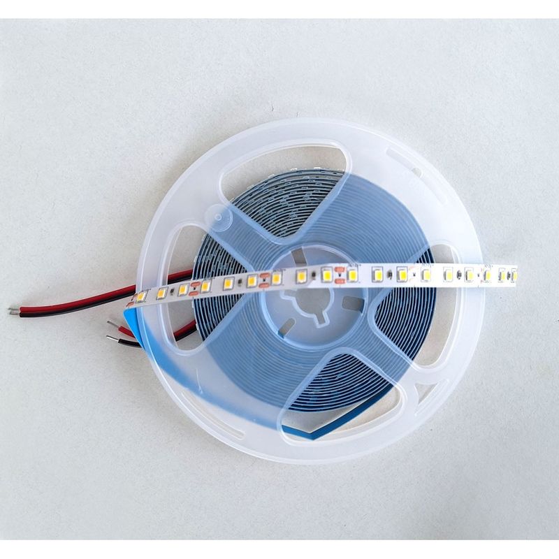 Nicht wasserdichtes weißes PCB 2835 LED-Streifen 120LED-Strahlende Farbe 3000K/4000K/6000K 5m/Rolle 120° Strahlwinkel