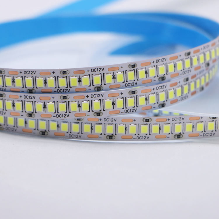2835 240LEDs pro Meter LED-Streifenlicht 80Ra 5m/Roll IP20 Innenbeleuchtung