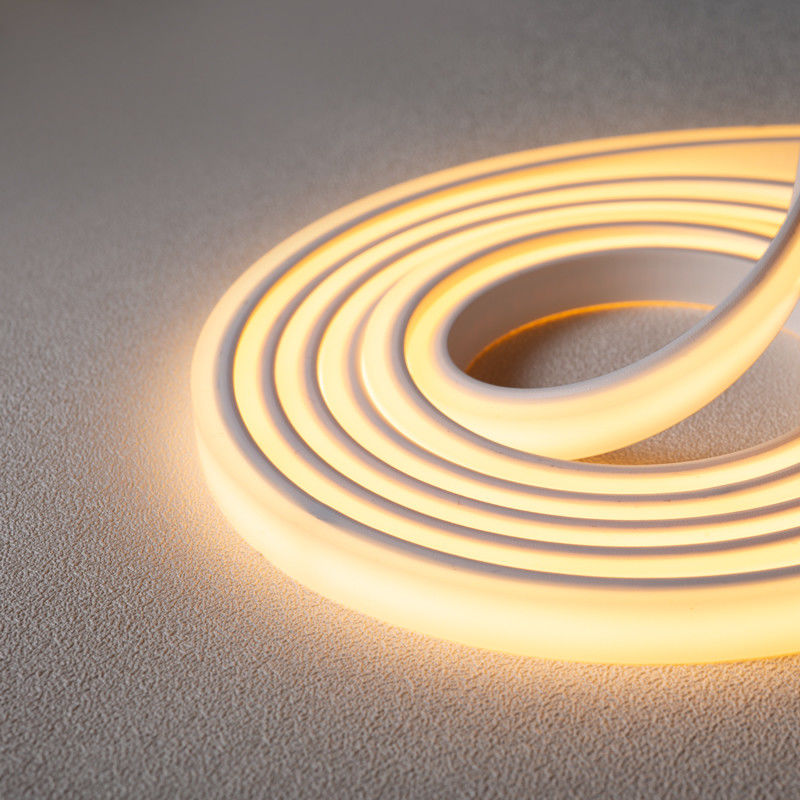 Warme weiße 2700K Silicone Neon LED-Licht mit 12W/m Ausstrahlungsfarbe und IP68 wasserdichte Rate