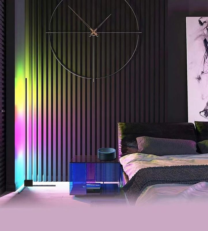 Moderne dekorative Beleuchtung für den Innenbereich LED-Bodenlampe RGB IC Smart Corner Atmosphäre Licht