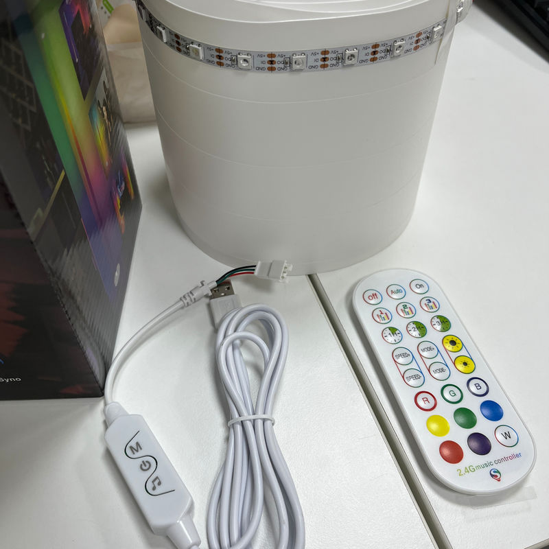 2- RGB IC Smart Corner Light Fernsteuerung Tuya Unterstützung Google Alexa LED Eckbodenlampe Für Wohnzimmer
