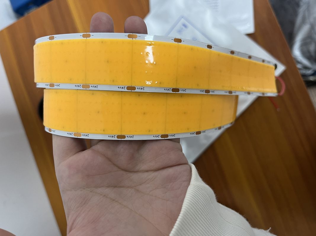 1600LEDs/m COB LED Streifenlicht für Landschaftsdekoration 30mm PCB 40W/m 0,05kg Gewicht