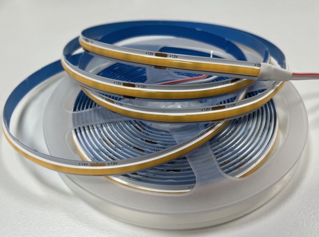 Energieeinsparung IP20 COB LED Streifenlicht 8mm PCB 300chips pro Meter mit 800lm Leuchtstrom